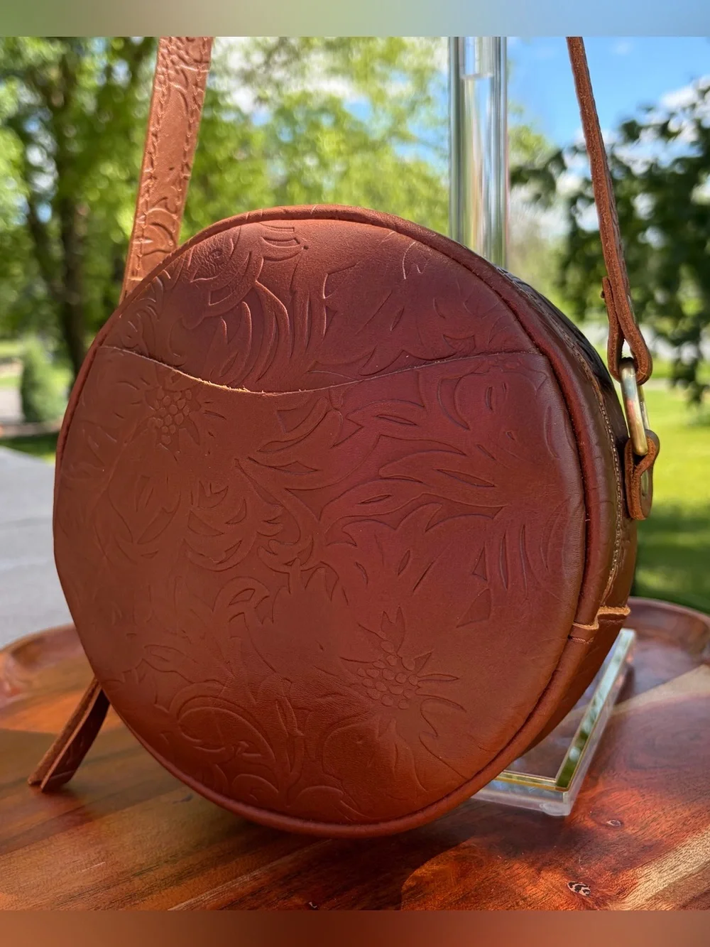 Portland Leather Meadow Embossed Small Circle Crossbody Like New